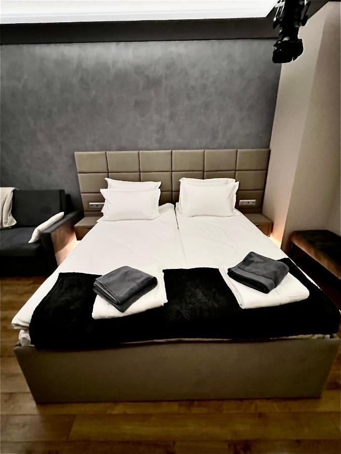 Apartament Varosha Luxury โลเวช ภายนอก รูปภาพ