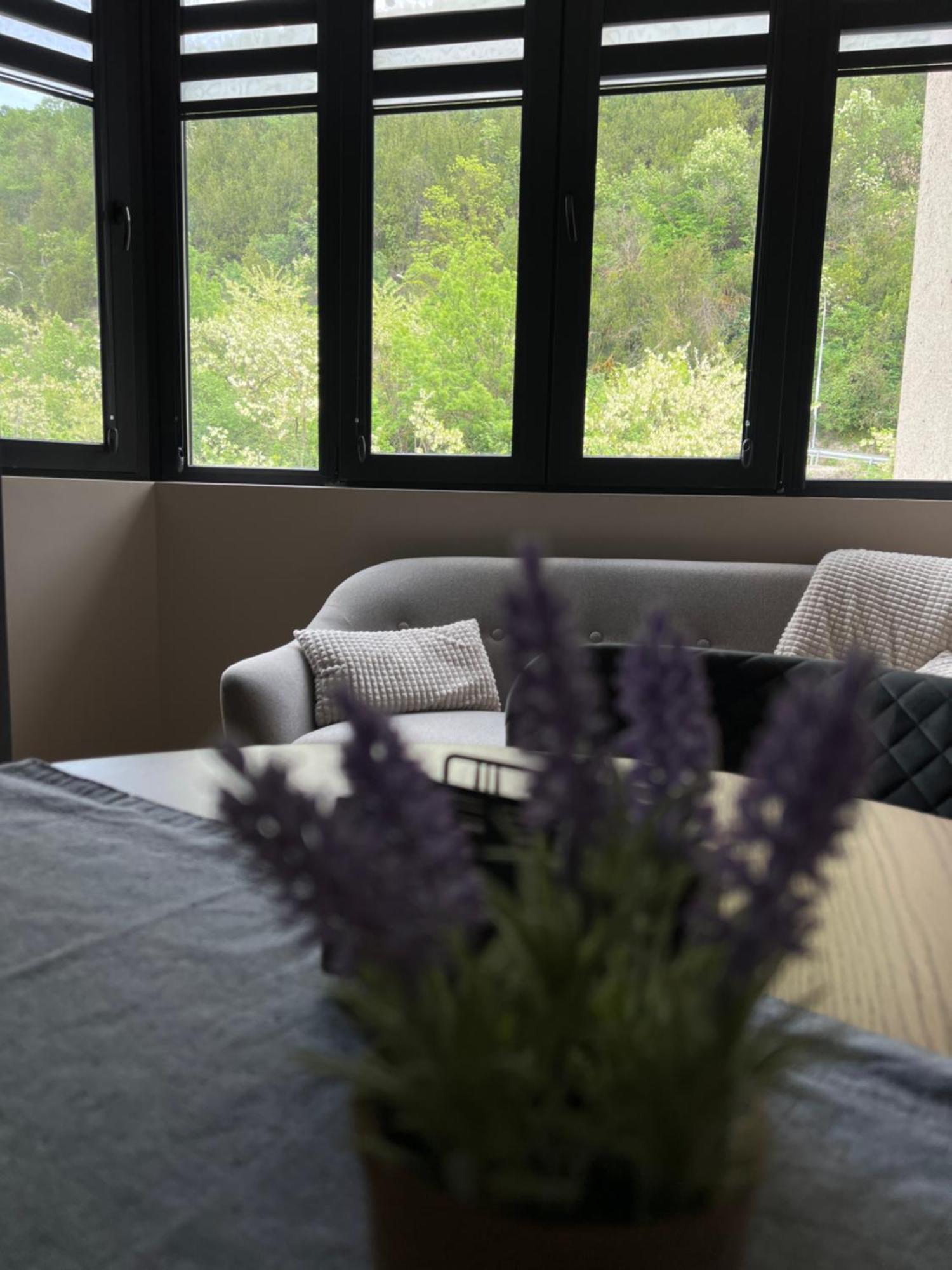 Apartament Varosha Luxury โลเวช ภายนอก รูปภาพ